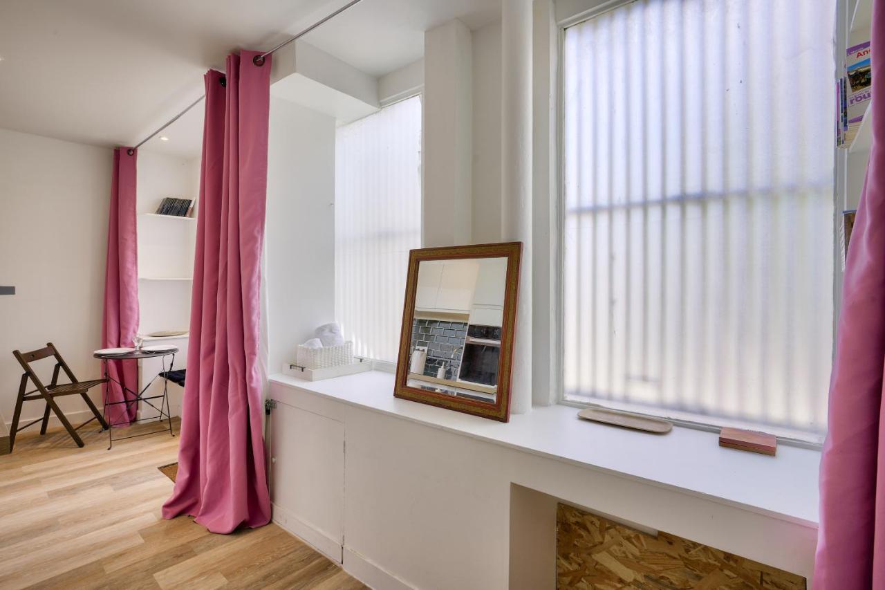 Sweet Apartment In The Heat Of The 15Th Parigi Esterno foto