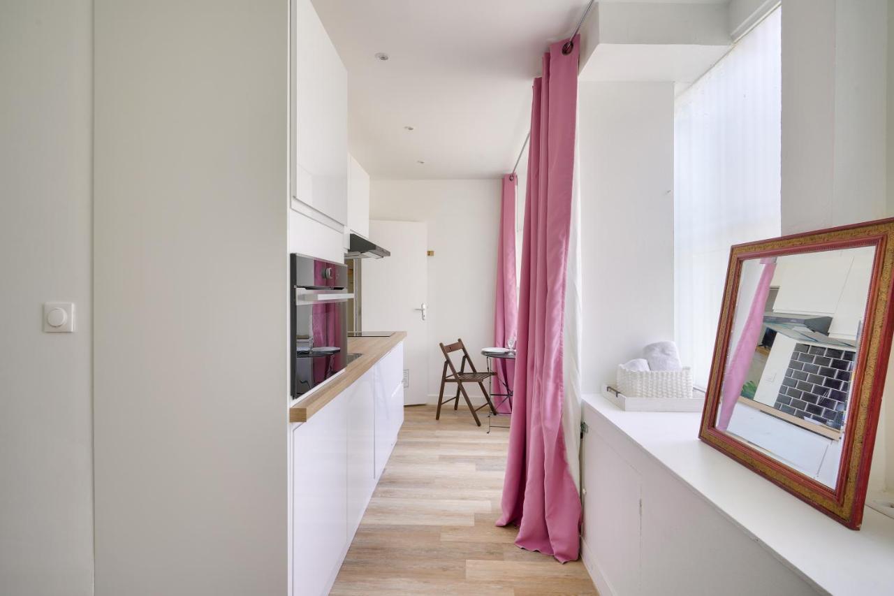 Sweet Apartment In The Heat Of The 15Th Parigi Esterno foto